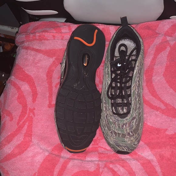 Air max - Picture 6 of 6